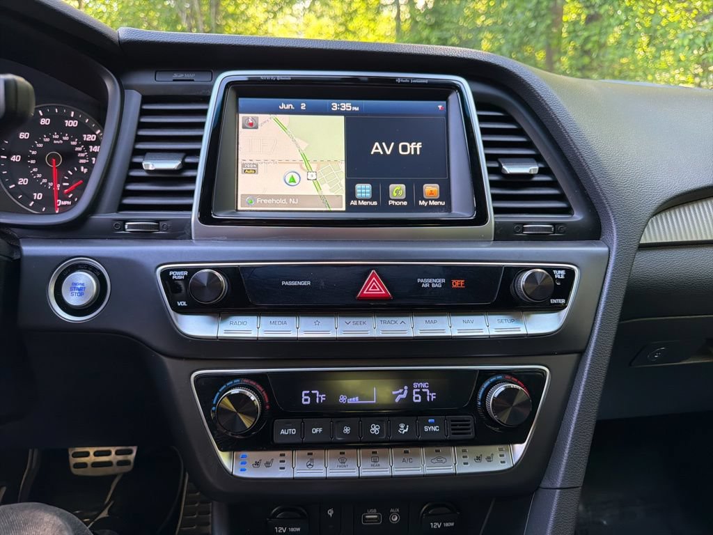Used 2019 Hyundai Sonata Limited w/ Cargo Package FWD image 23