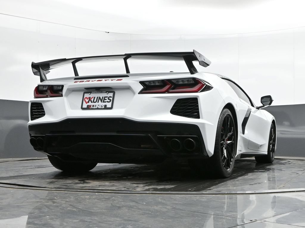 Used 2023 Chevrolet Corvette Stingray Premium Conv w/ Z51 Performance Package RWD image 42
