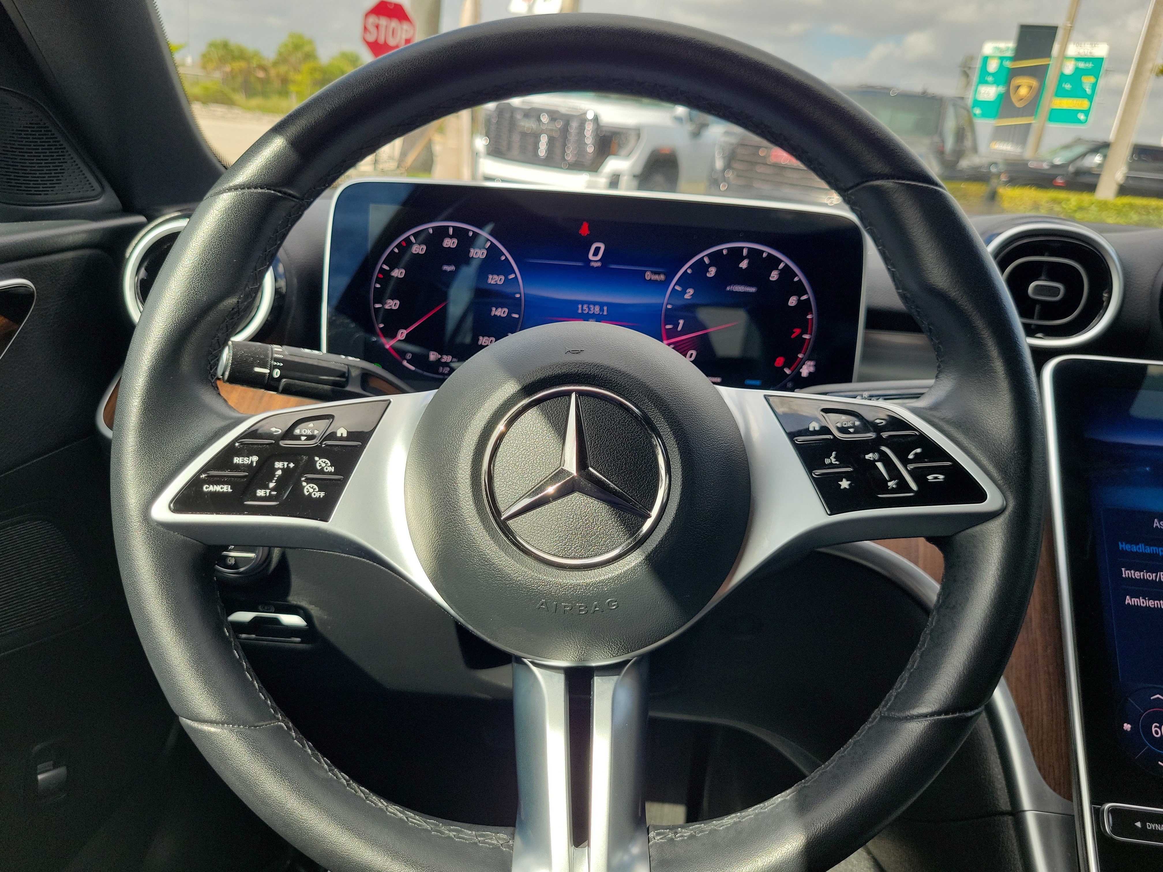 Used 2025 Mercedes-Benz C 300 Sedan image 17