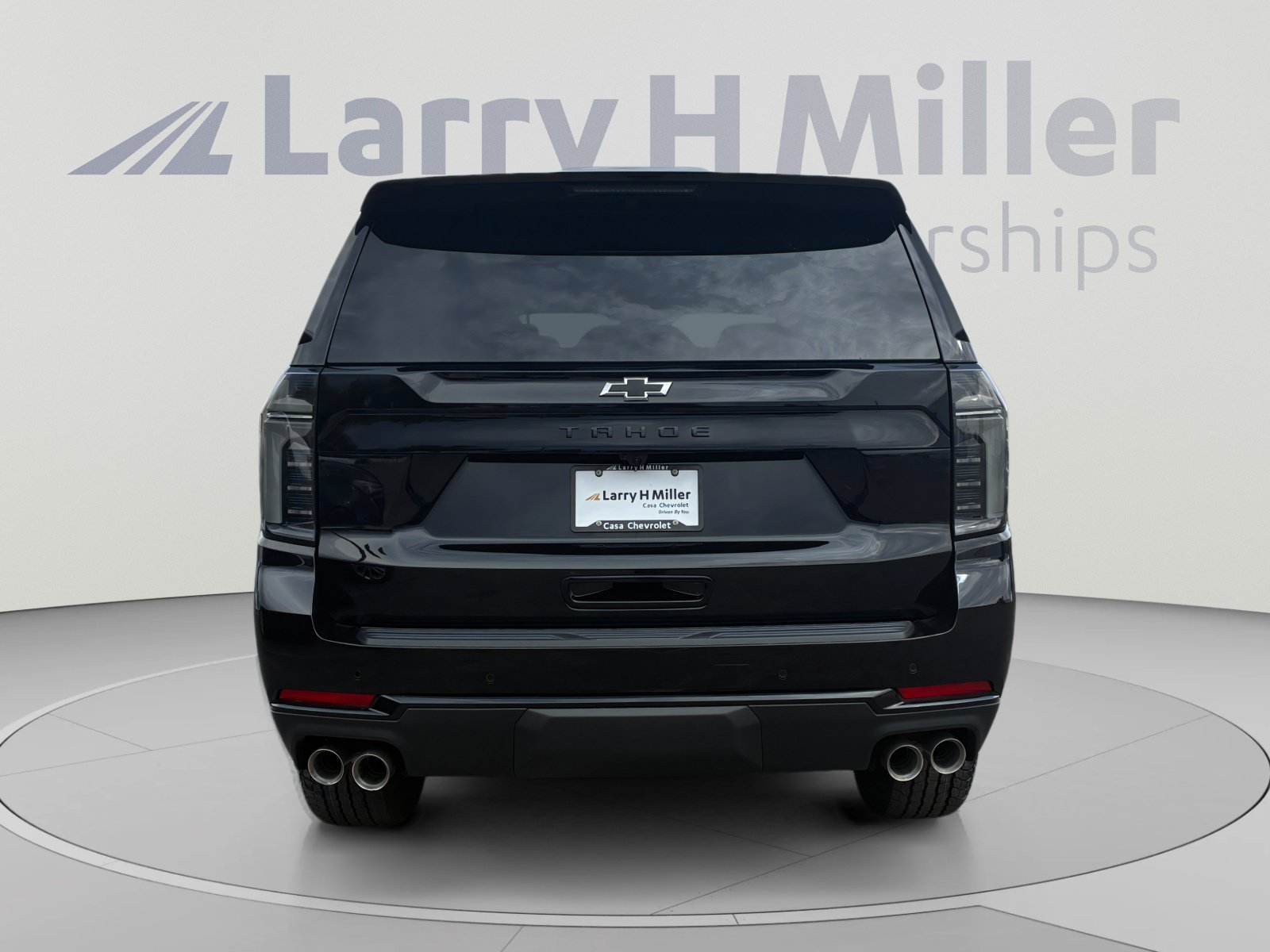 New 2026 Chevrolet Tahoe Z71 w/ Comfort Package AWD/4WD image 4