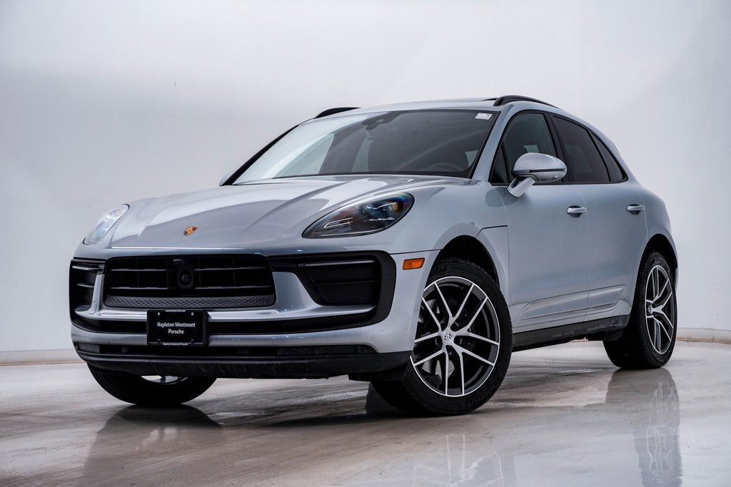 Certified 2025 Porsche Macan image 1
