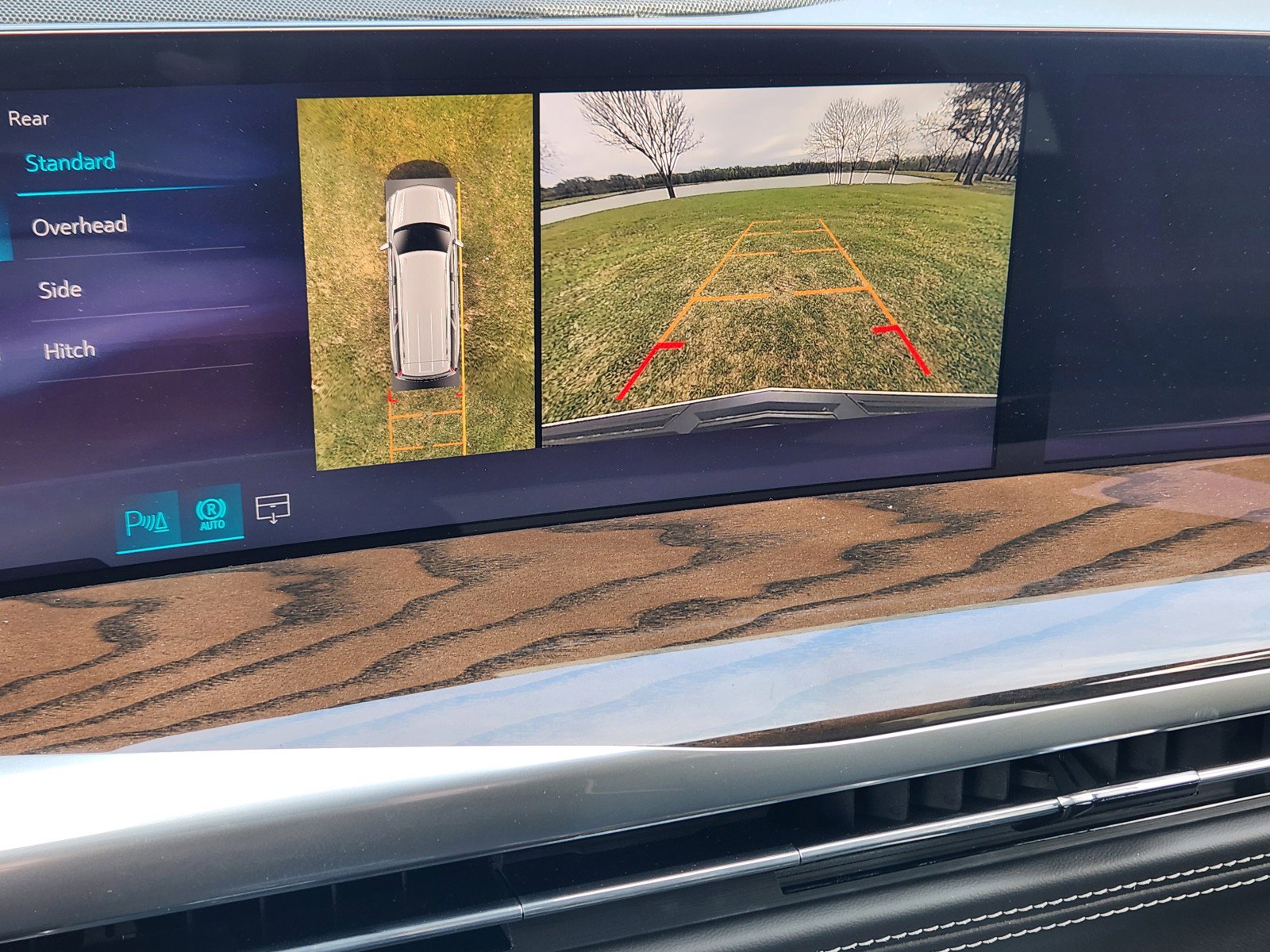 New 2026 Cadillac Escalade ESV Platinum Sport w/ LPO, ONYX Package image 14