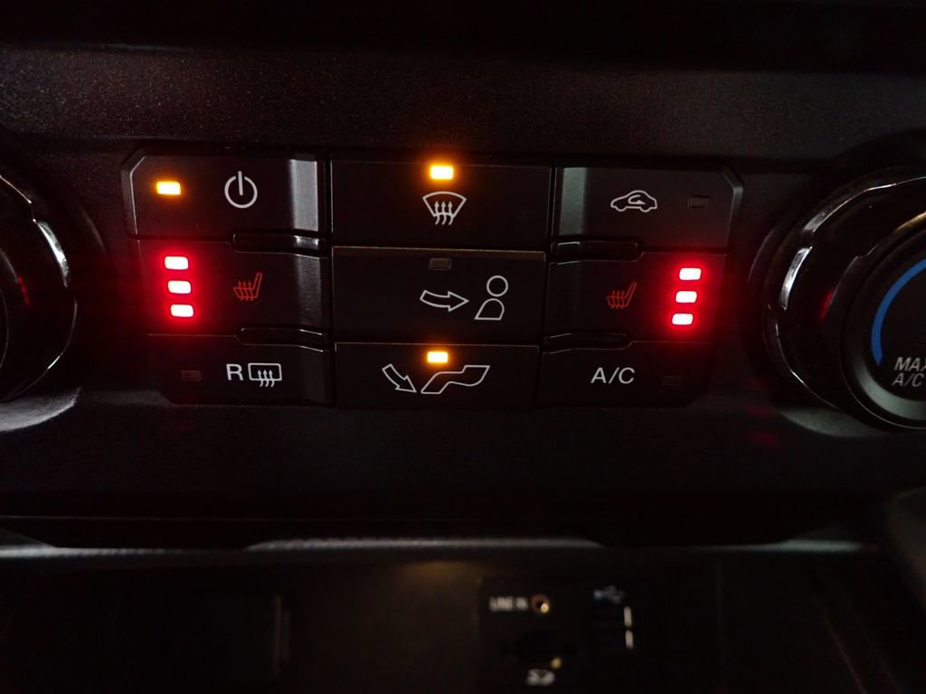 Used 2015 Ford F150 XLT w/ Equipment Group 302A Luxury image 29