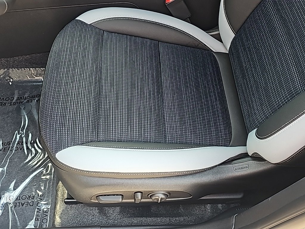 New 2025 Buick Envista Preferred w/ Convenience I Package image 10