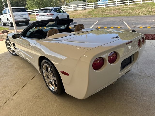 Used 2002 Chevrolet Corvette Base w/ Preferred Equipment Group1 image 23