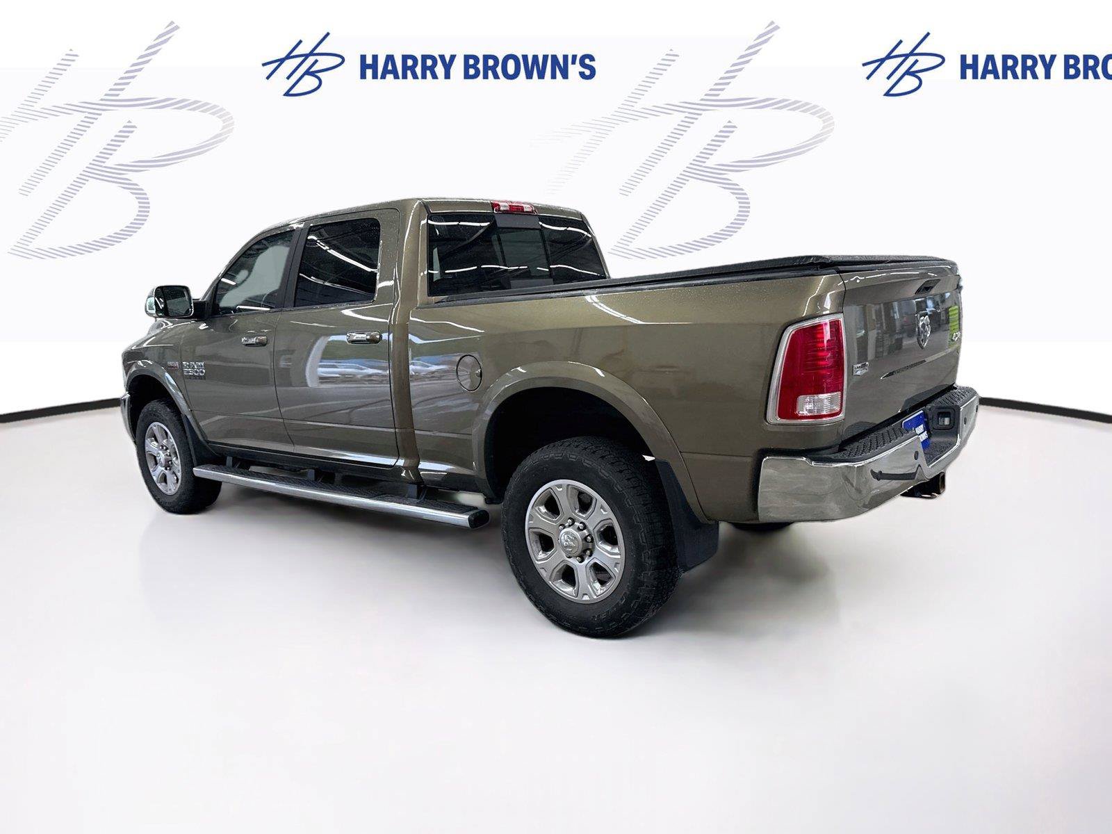 Used 2015 RAM 2500 Laramie w/ Convenience Group AWD/4WD image 2