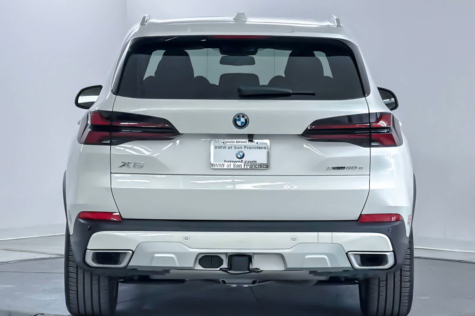 Used 2024 BMW X5 xDrive50e w/ Premium Package AWD/4WD image 7