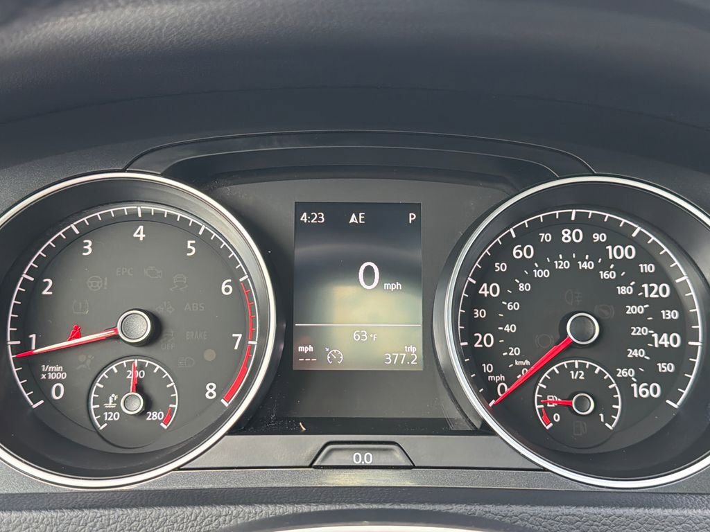 Used 2018 Volkswagen Golf SE FWD image 23