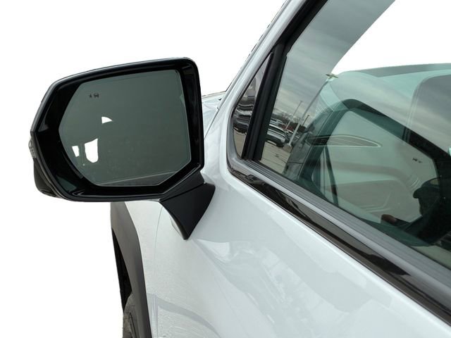 New 2025 Chevrolet Silverado EV LT image 10