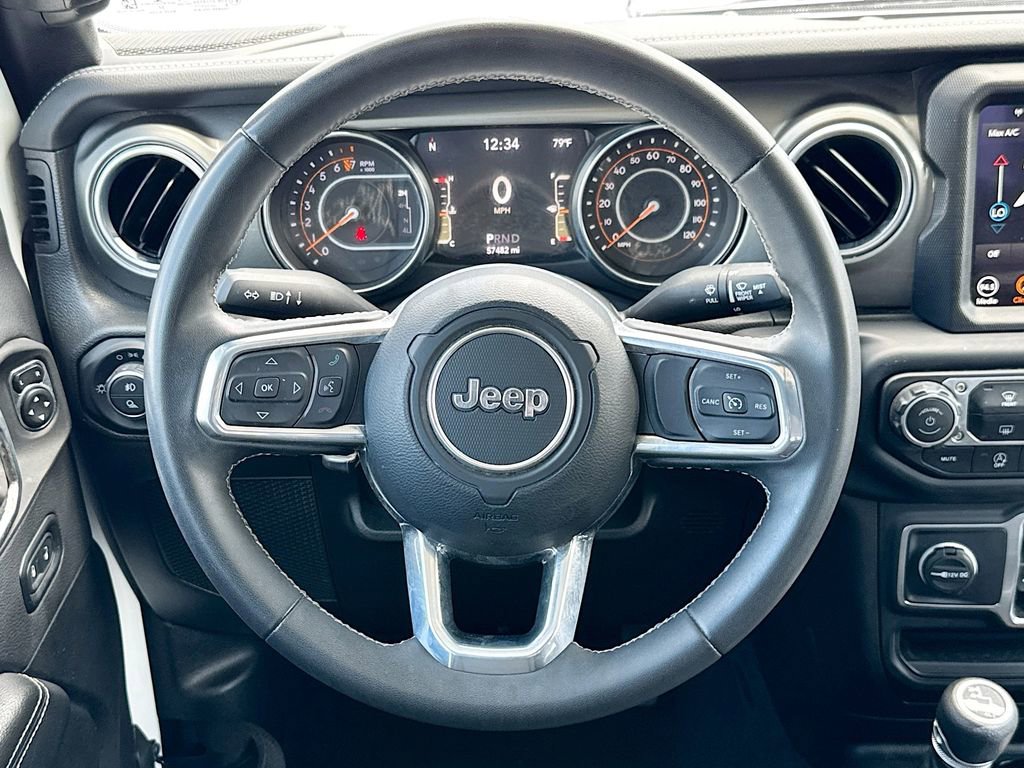 Used 2023 Jeep Gladiator Overland AWD/4WD image 12