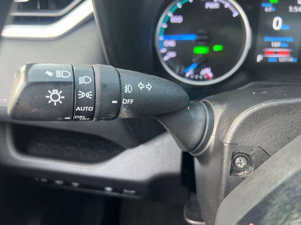 Used 2021 Toyota RAV4 XLE Premium image 23