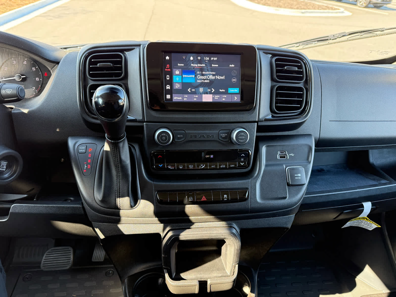 Used 2025 RAM ProMaster 1500 w/ Convenience Group image 16