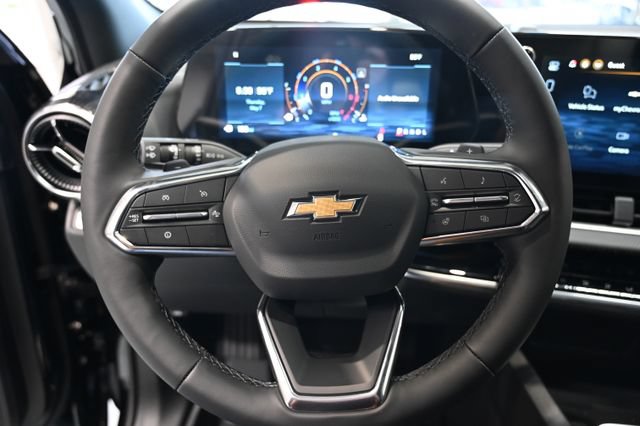 New 2026 Chevrolet Equinox LT w/ Convenience Package II FWD image 21
