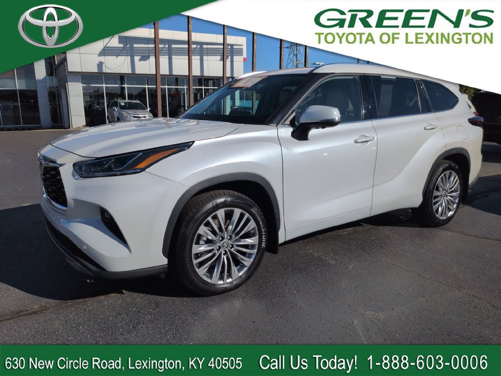 Used 2024 Toyota Highlander Platinum