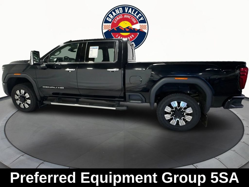 Used 2024 GMC Sierra 3500 Denali w/ Denali Reserve Package image 9