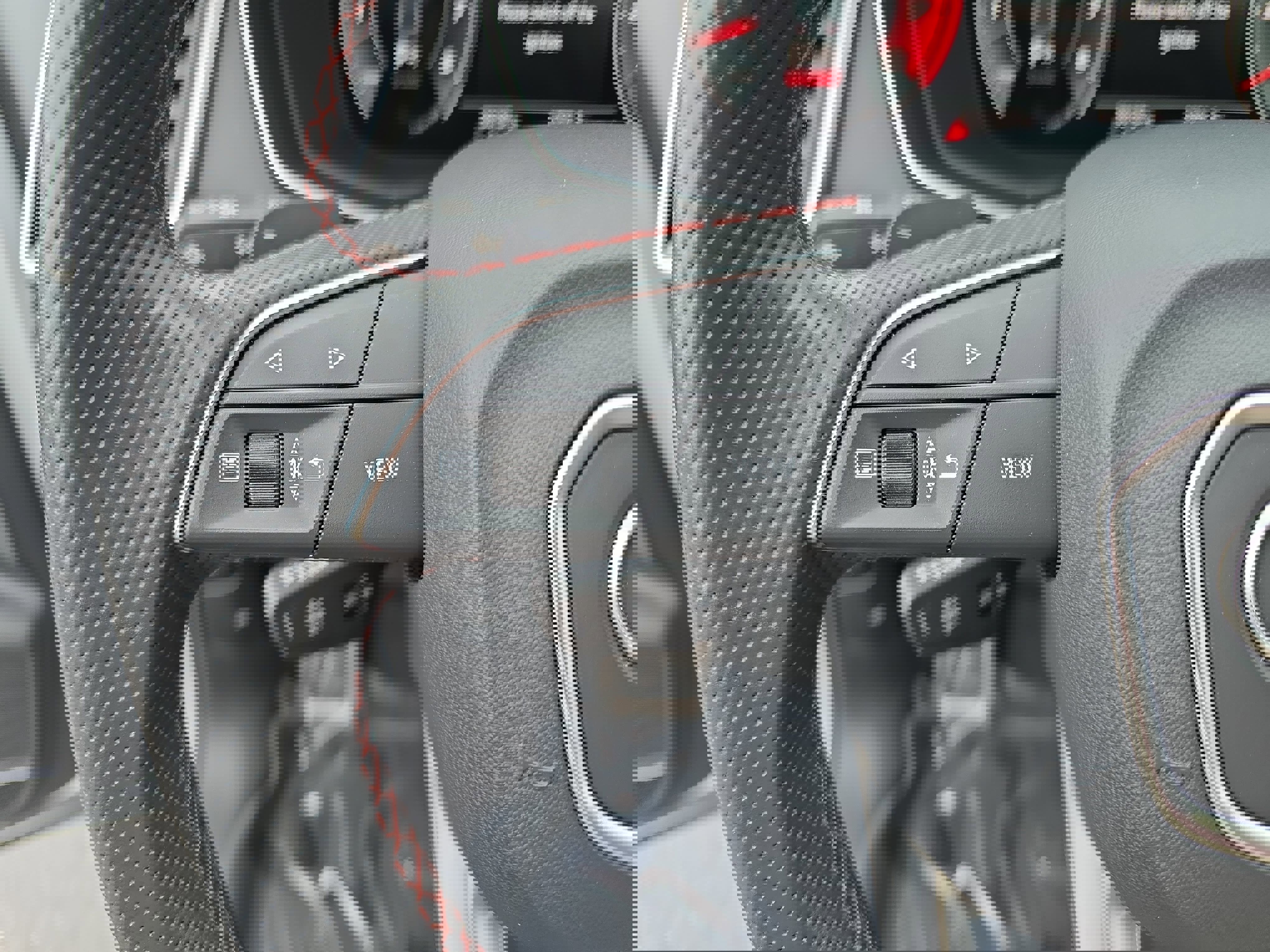 Used 2023 Audi SQ5 Premium Plus w/ Premium Plus Package image 17