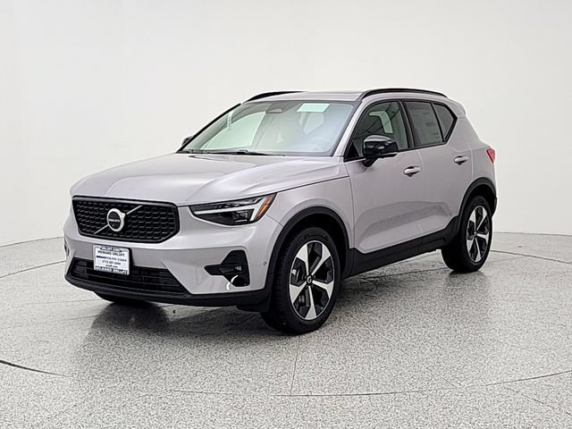 New 2026 Volvo XC40 B5 Plus w/ Protection Package Premier