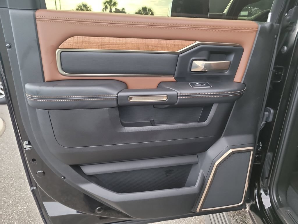 Certified 2022 RAM 3500 Limited AWD/4WD image 11