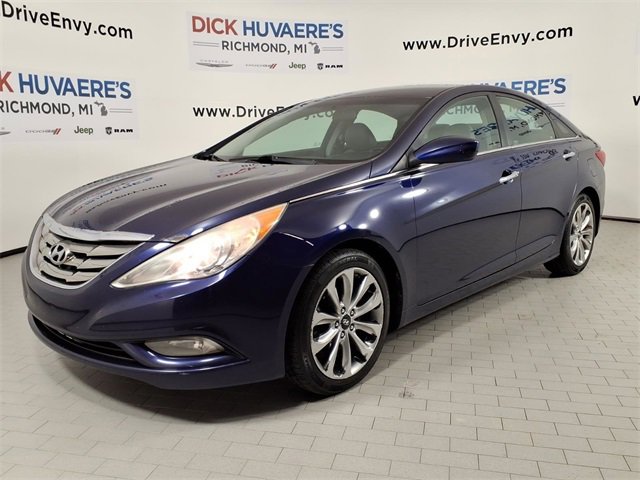 Used 2011 Hyundai Sonata SE image 1