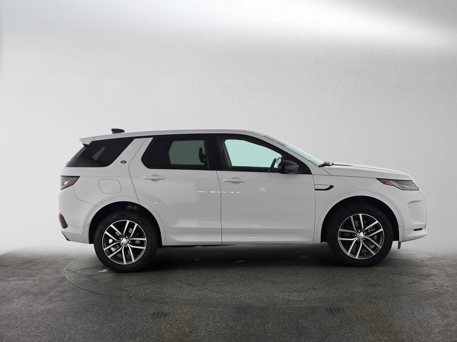 Used 2025 Land Rover Discovery Sport S AWD/4WD image 6