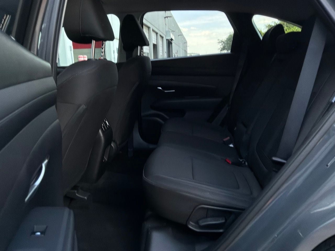 Used 2026 Hyundai Tucson SEL FWD image 12