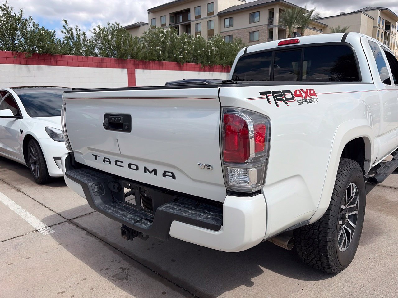 Used 2021 Toyota Tacoma TRD Sport AWD/4WD image 4