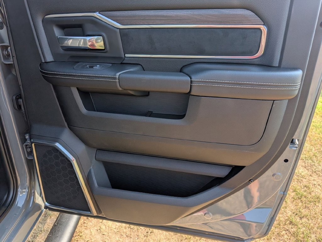 New 2026 RAM 3500 Laramie w/ Night Edition AWD/4WD image 31