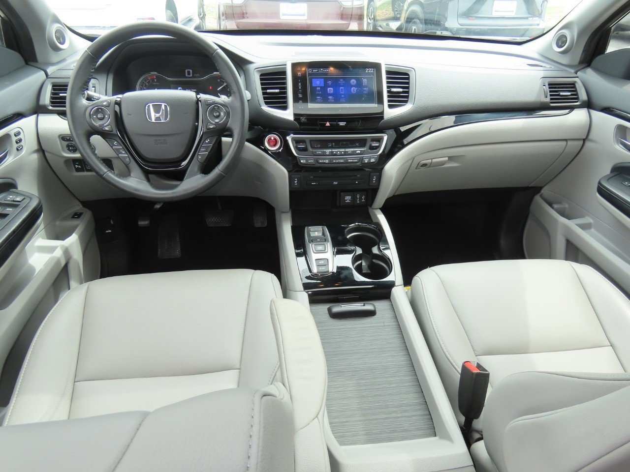 Used 2017 Honda Pilot Touring image 25