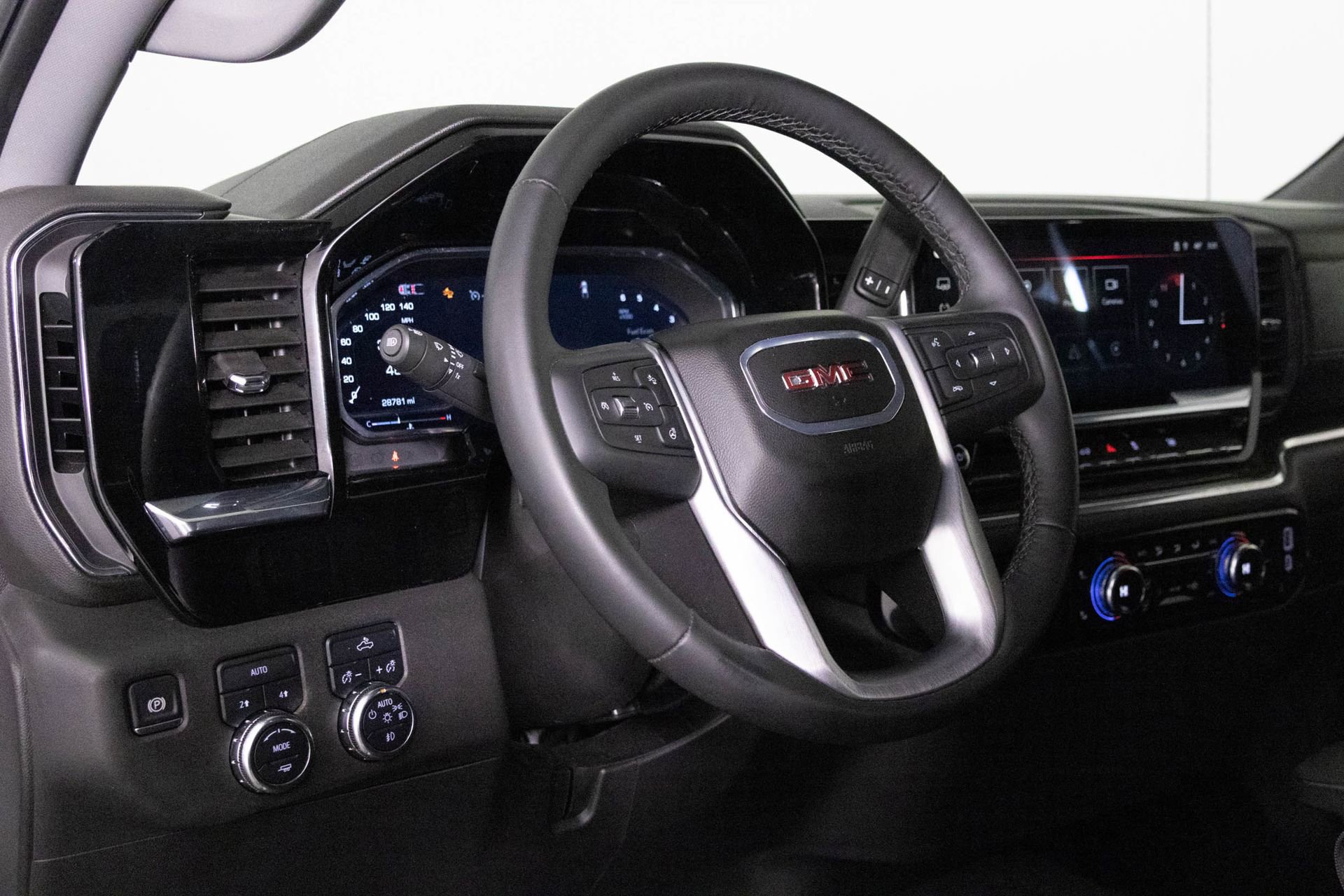 Certified 2024 GMC Sierra 1500 Elevation image 31