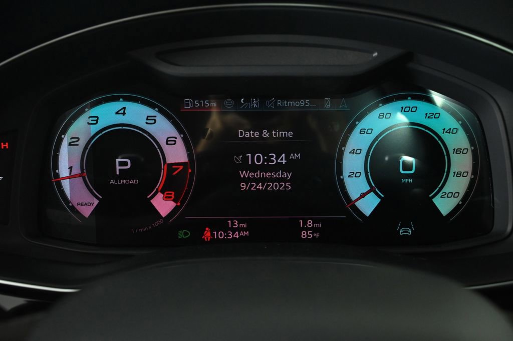 New 2025 Audi RS Q8 performance image 11