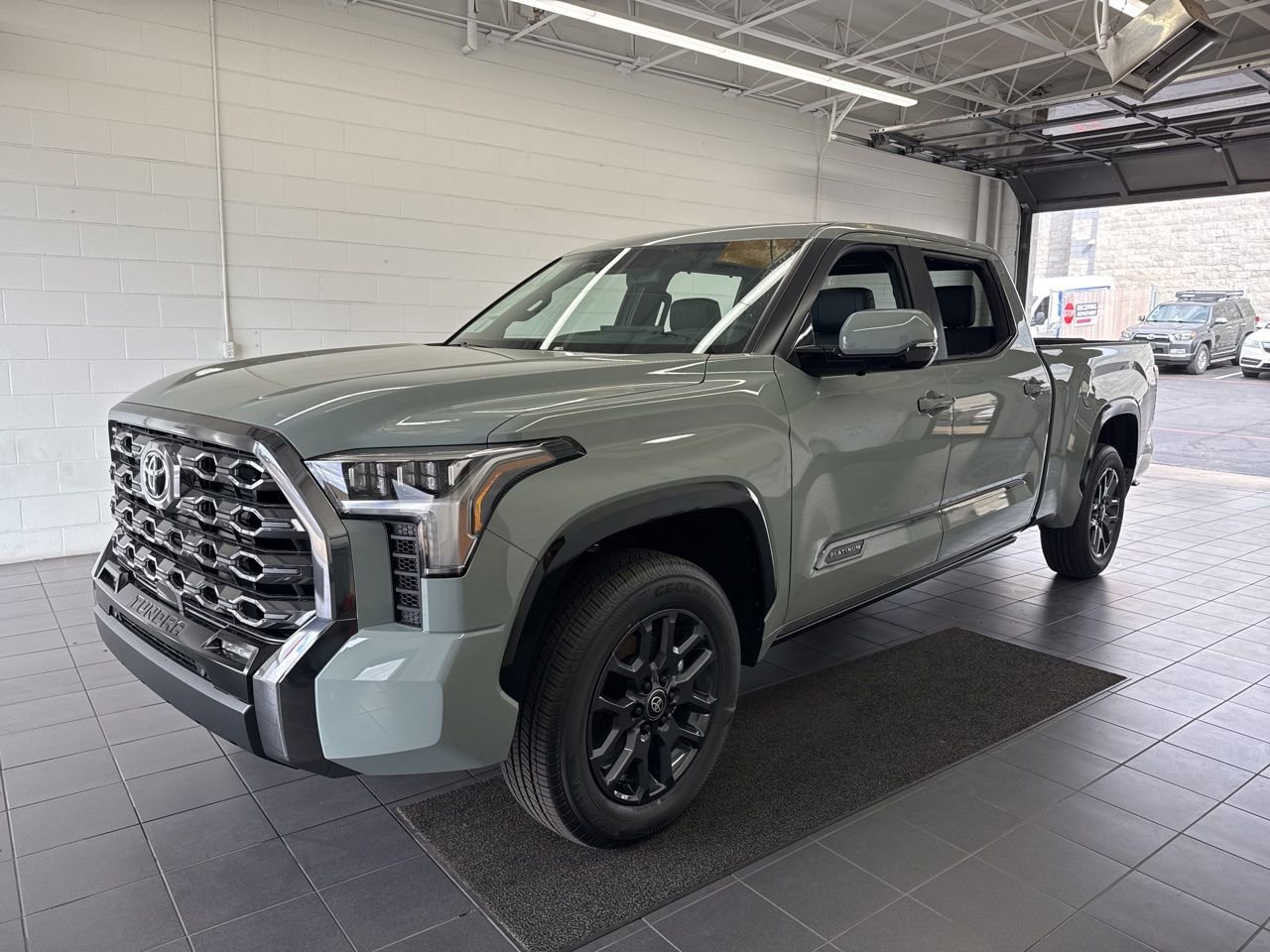 New 2026 Toyota Tundra Platinum AWD/4WD image 4