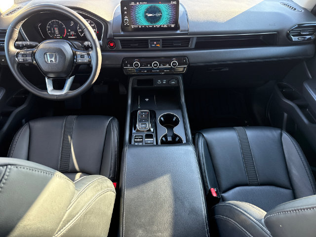 Used 2025 Honda Pilot EX-L image 11