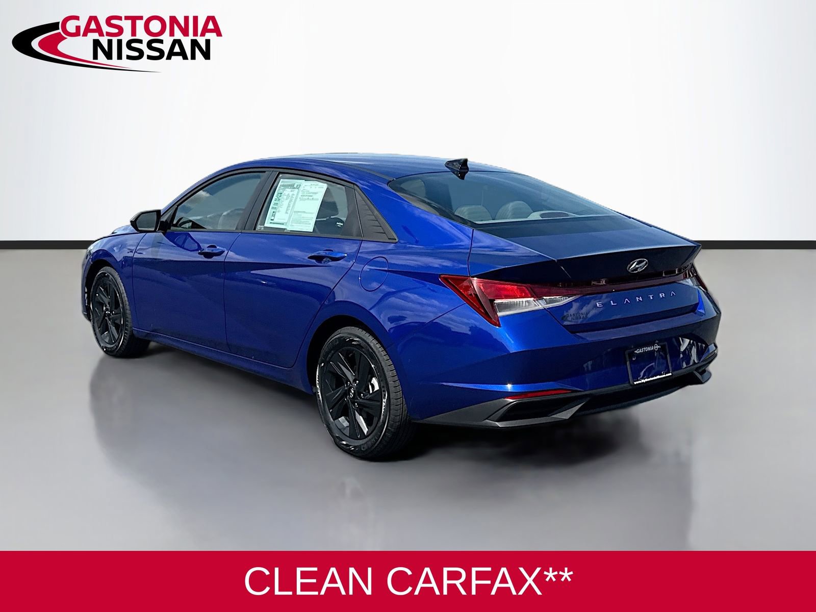 Used 2023 Hyundai Elantra SEL FWD image 5