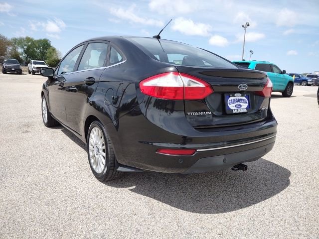 Used 2014 Ford Fiesta Titanium FWD image 3