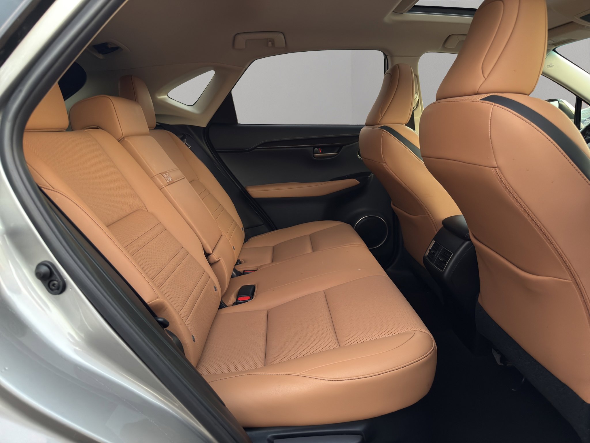 Used 2015 Lexus NX 200t AWD image 18