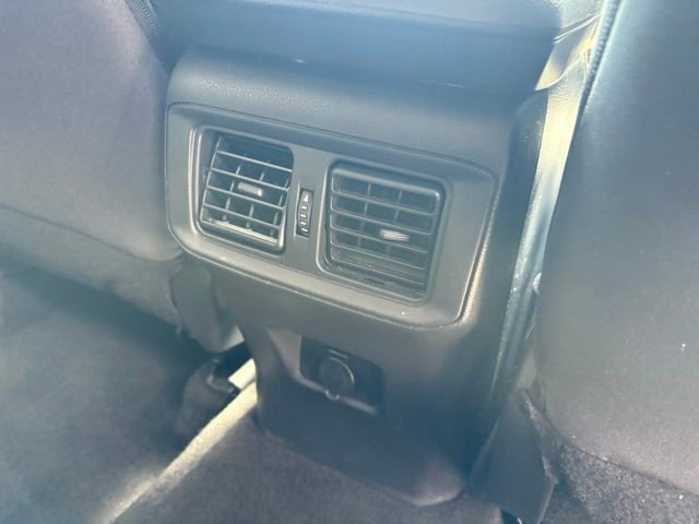 Used 2023 Toyota RAV4 LE image 28