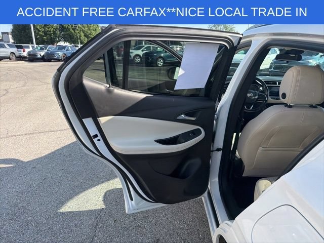 Used 2020 Buick Encore GX Select w/ Sport Touring Package FWD image 17