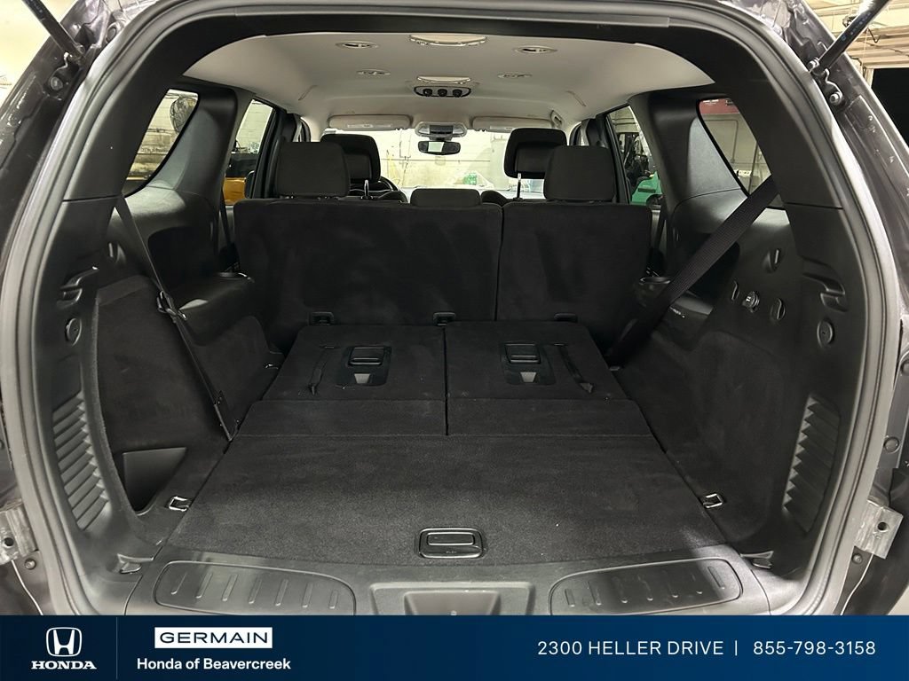 Used 2020 Dodge Durango SXT w/ 3rd Row Seating Group AWD/4WD image 29