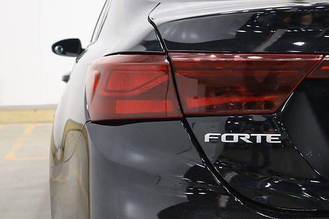 Used 2022 Kia Forte LXS image 38