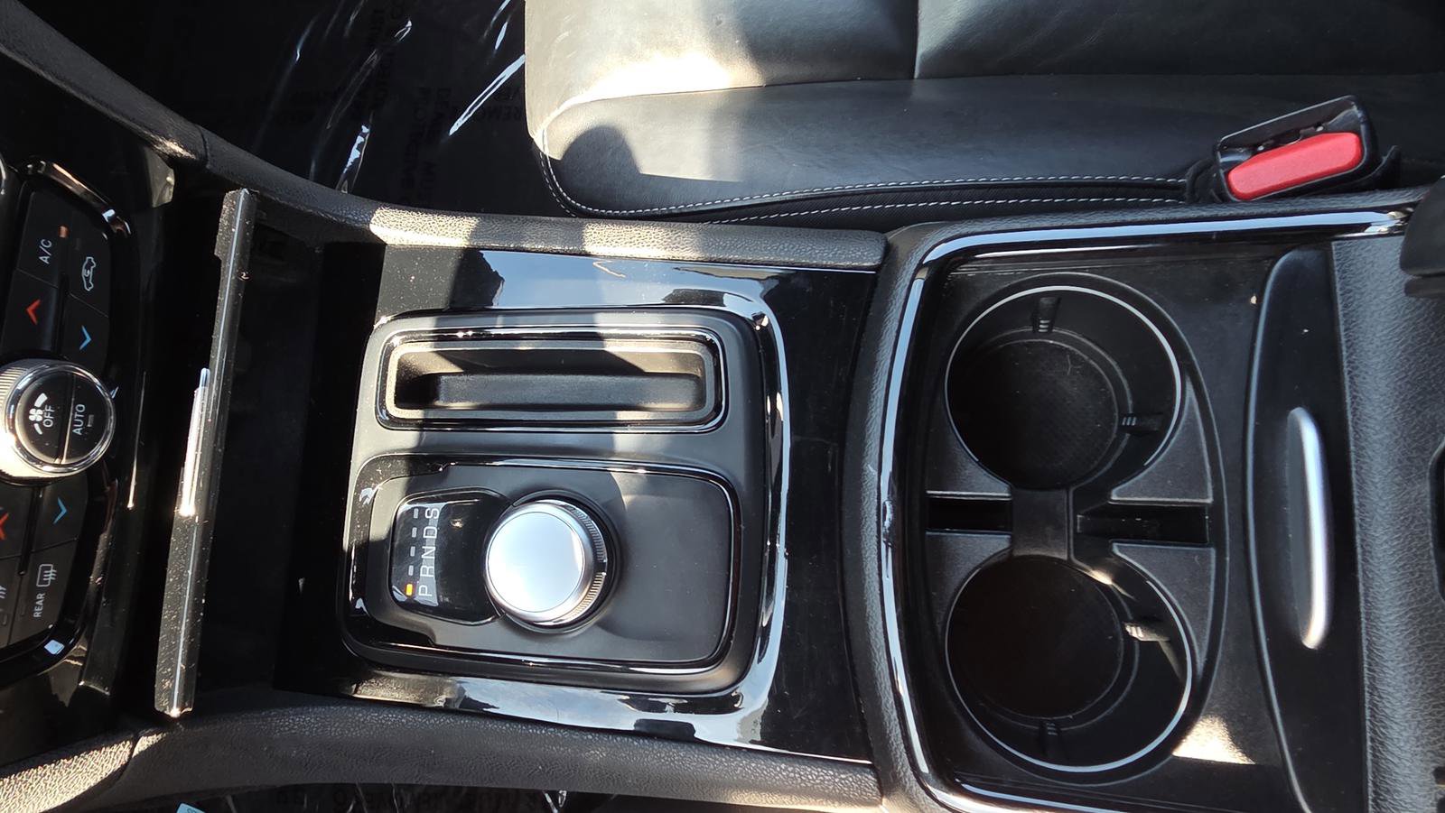 Used 2023 Chrysler 300 S RWD image 32