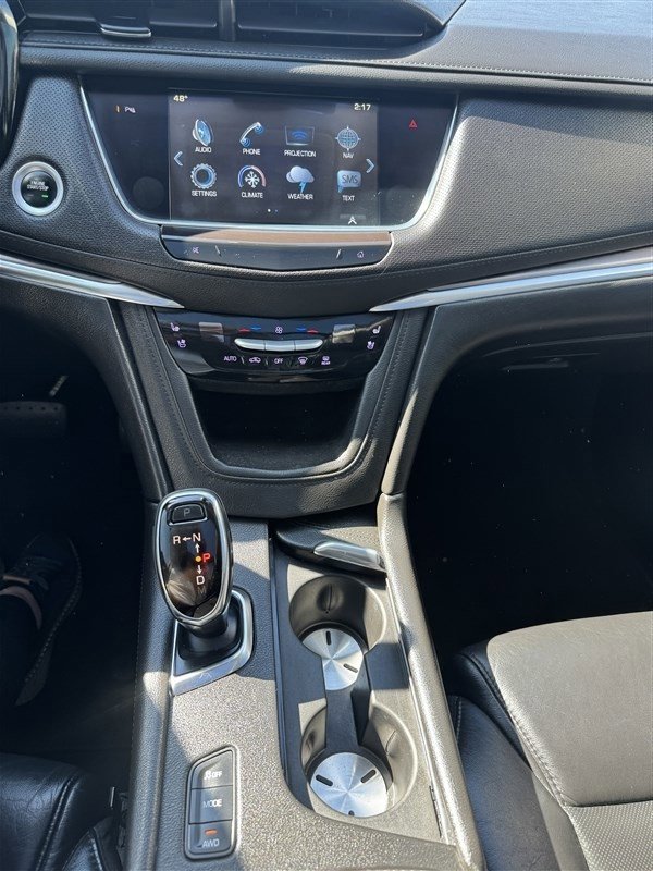 Used 2018 Cadillac XT5 Premium Luxury image 17