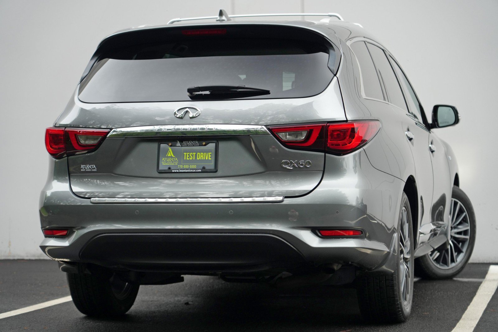 Used 2020 INFINITI QX60 Signature Edition w/ Cargo Package Essential FWD image 4
