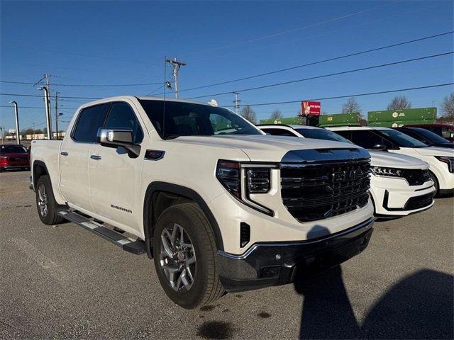 Used 2022 GMC Sierra 1500 SLT w/ SLT Premium Plus Package image 1