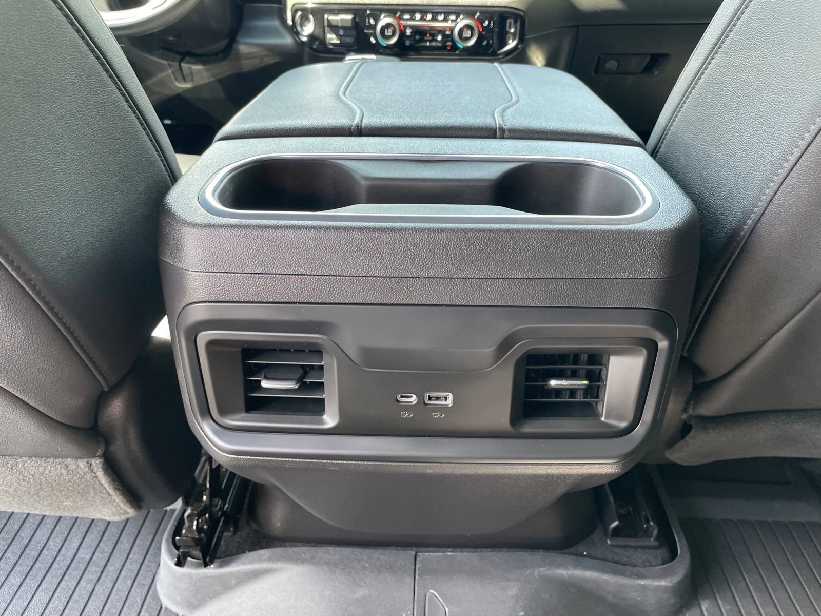 Used 2024 Chevrolet Silverado 1500 LT Trail Boss w/ Convenience Package II AWD/4WD image 39