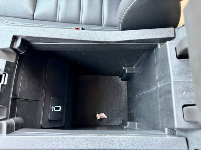 Used 2019 Ford Escape SEL image 40