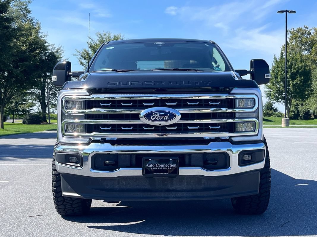 Used 2025 Ford F350 Lariat w/ Camper Package AWD/4WD image 3