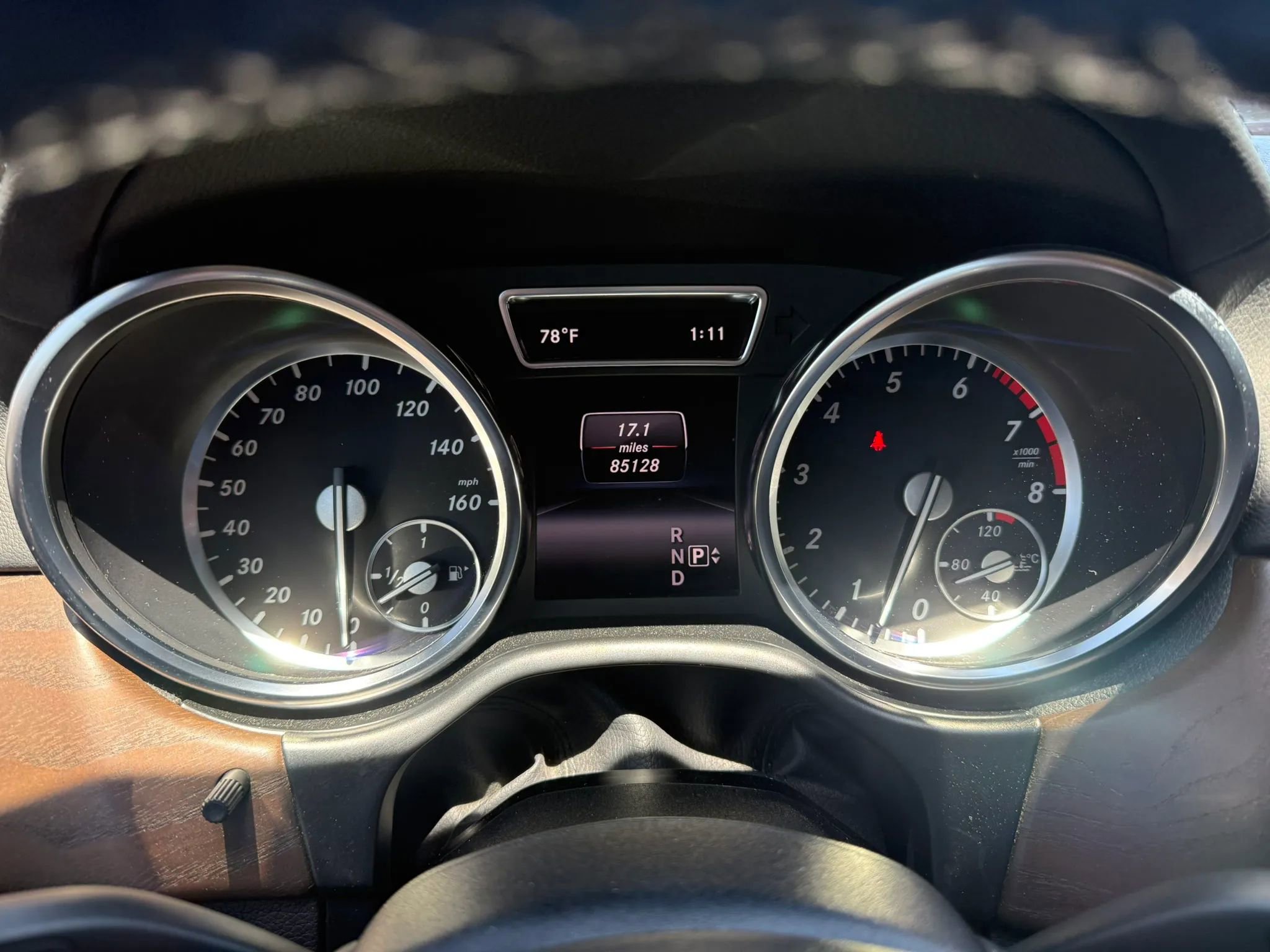 Used 2015 Mercedes-Benz GL 550 4MATIC image 11