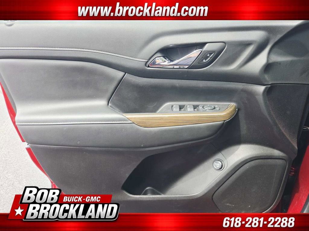 Used 2023 GMC Acadia SLE w/ Driver Convenience Package FWD image 35