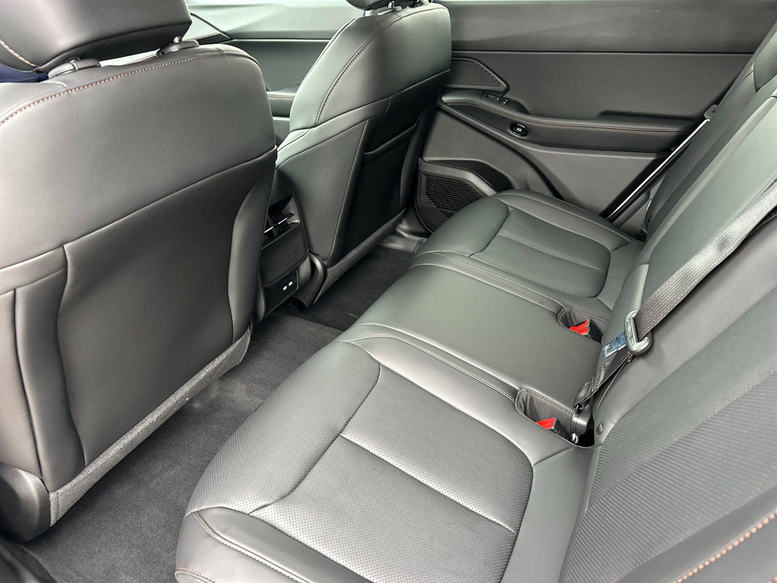 New 2026 Jeep Cherokee Limited AWD/4WD image 11