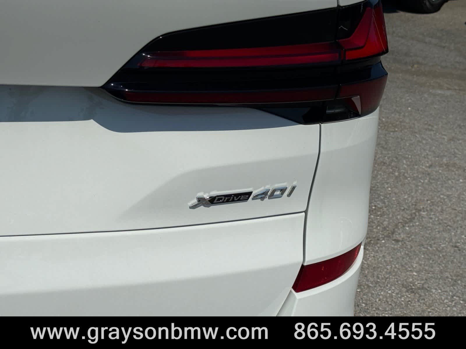 Used 2026 BMW X5 xDrive40i w/ Executive Package AWD/4WD image 11
